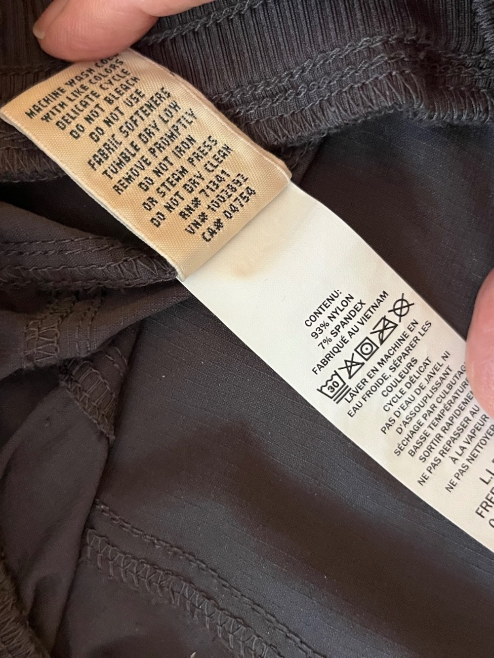 Women's LL Bean Vista Camp-Hike-Walk Pants, Straight Leg Cargo, Sz Pet Small - Picture 11 of 12